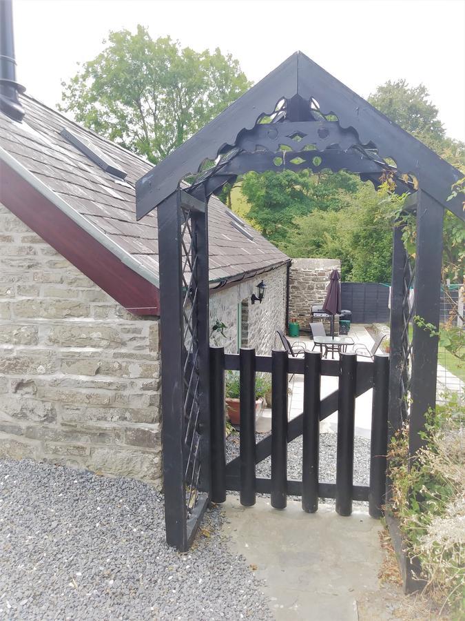 The Bakery Villa Llanddeiniol Exterior foto